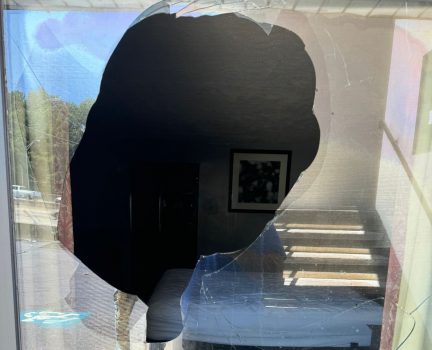 usglass_brokenwindow